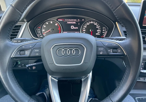Audi Q5 cena 111000 przebieg: 87360, rok produkcji 2017 z Białystok małe 92
